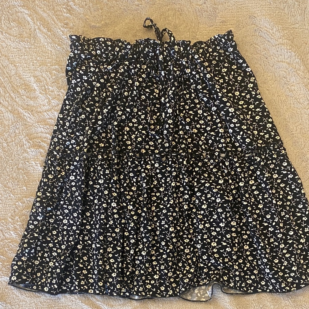 Brandy Melville Tie Front Floral Black Skirt